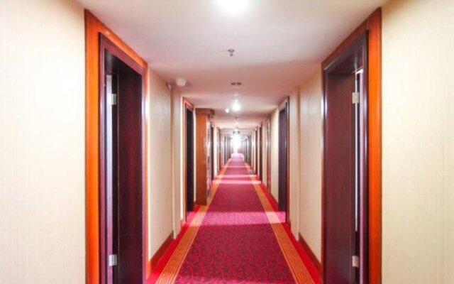 Taizhou Huadong Hotel