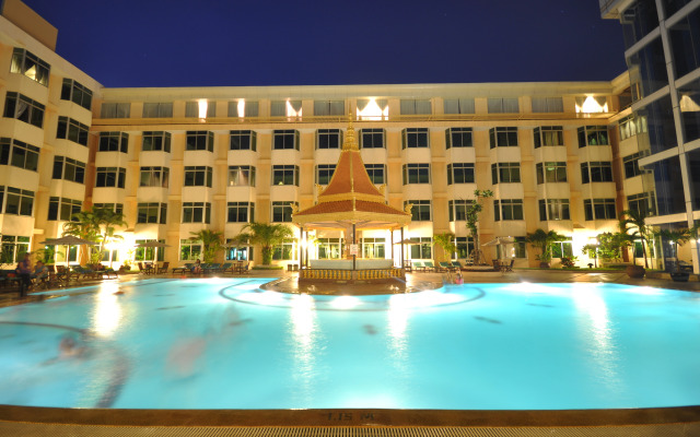 Phnom Penh Hotel