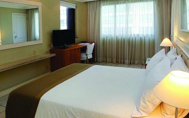 Golden Tulip Ipanema Plaza