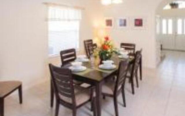 Adriaan's West Haven Villa