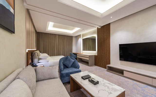 Voyage Hotel