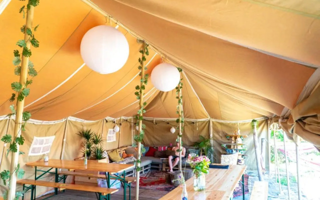 Surfana Beach camping hostel Bed & Breakfast Vlieland