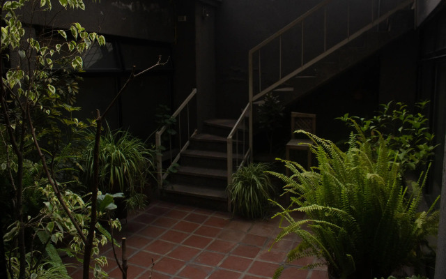 Filatelia Suites & Travel