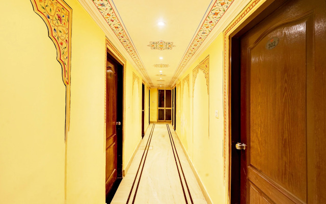 Super Collection O Gangapole Amer Road Formerly Rewa Garh