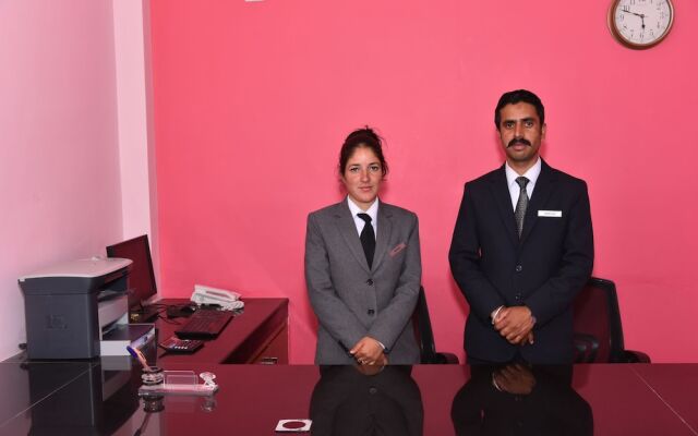 Sunshine Courtyard Resort