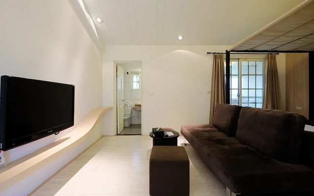 Pisces on the 6th and Breakfast