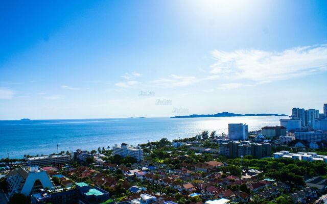 Dusit Grand Condo View Jomtien