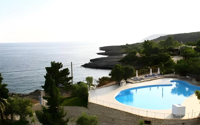Kardamili Beach Hotel