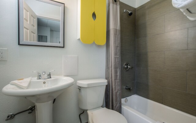 Studio 6 Kansas City, MO - Downtown