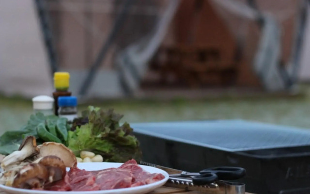 Muju Ppalgangchima Resort Glamping