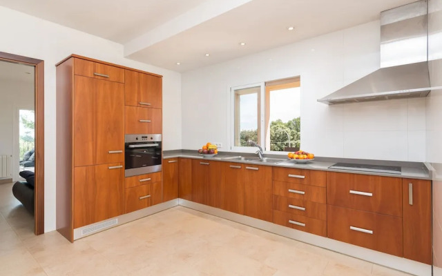 Talaiot 25 in Inca With 4 Bedrooms and 3 Bathrooms