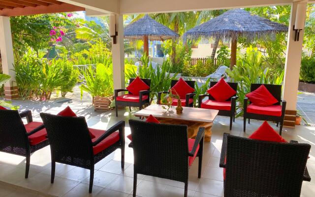 TME Retreats Dhigurah