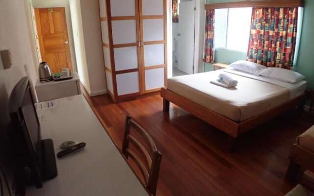 Taklam Lodge