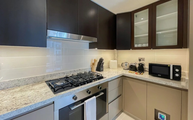 4B-BLVD Heights 2-3801