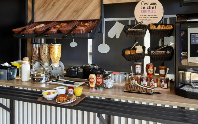 B&B HOTEL Saint-Denis Porte de Paris