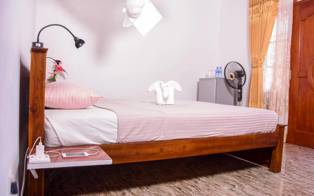 Channa Villa & Tours