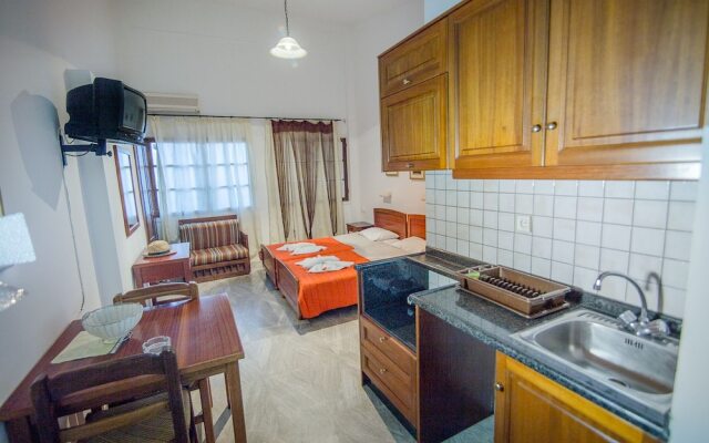 Elpida Apartments