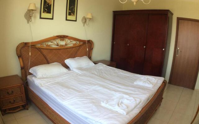 Gardenia Suites