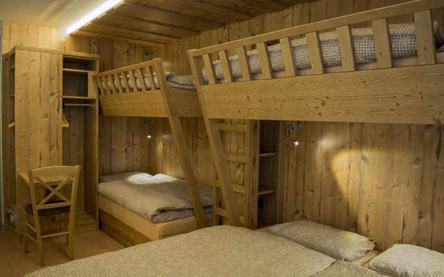 Alpine Classic Hotel