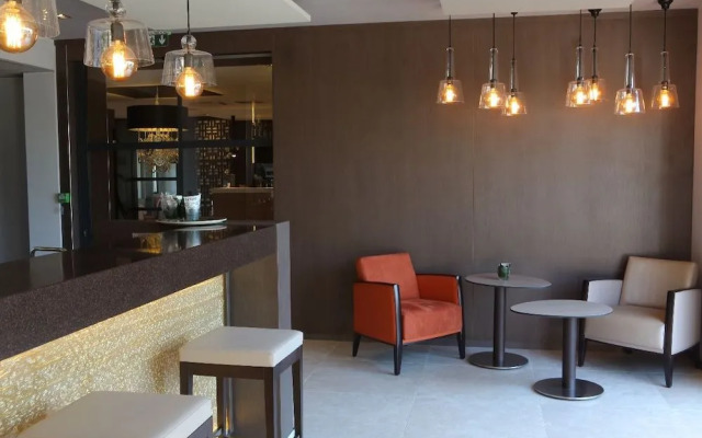 Logis Hotel Relais Saint Jacques