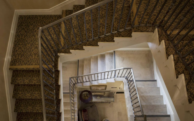 Enchanté Boutique Hotel