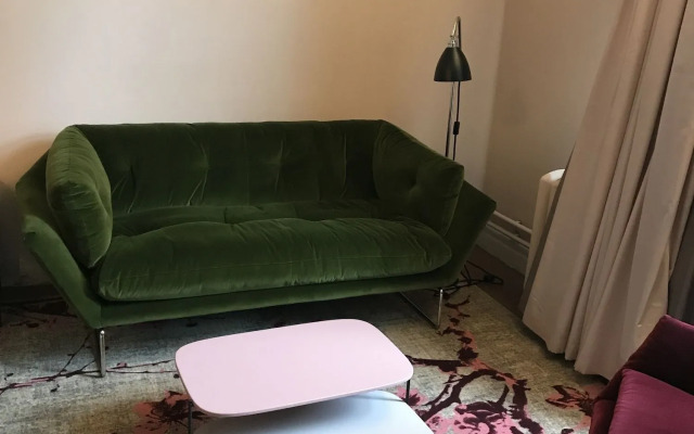 First Hotel & Suites Oslo West
