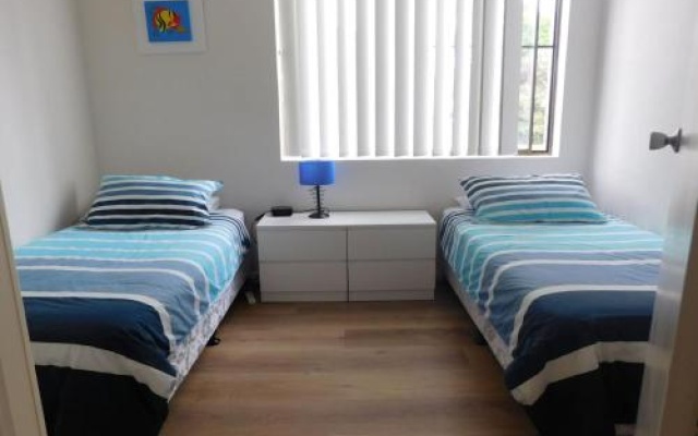 5 'The Point' 5-7 Mitchell Street - Large Balcony And Great Water Views – Guest Rooms – Soldiers Point