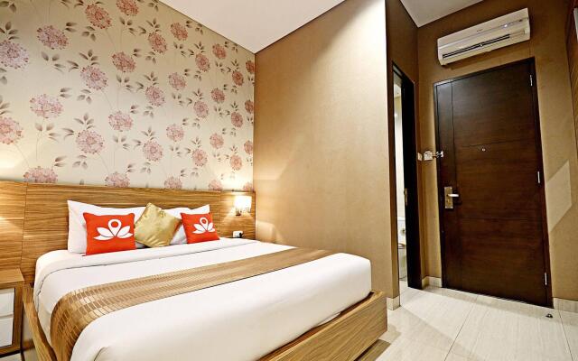 ZEN Rooms Kuningan Tiong