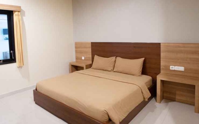 Rajawali Inn – Guest Rooms – Palu