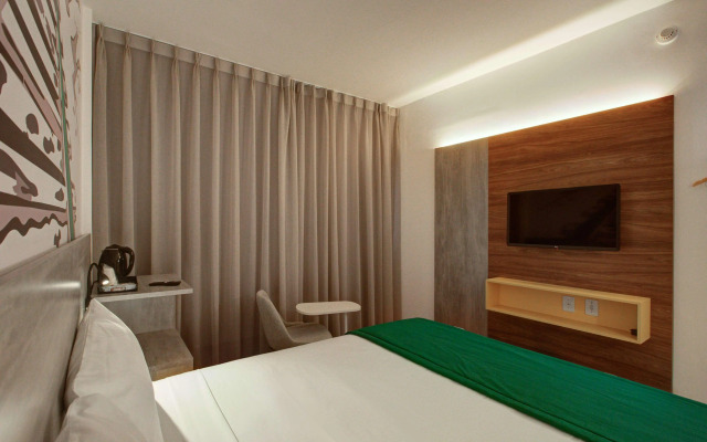 Summit Suítes Hotel Cruzeiro