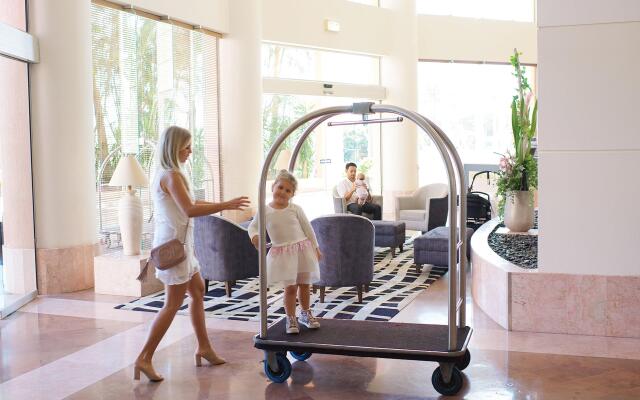 Crowne Plaza Surfers Paradise by IHG
