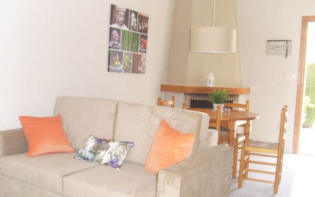 114 Campo Olivar, 502
