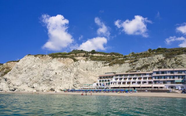 Hotel Vittorio Beach Resort