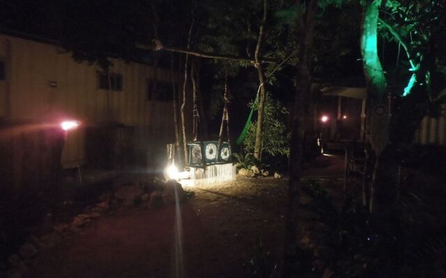 ContainME Eco Chic Hotel