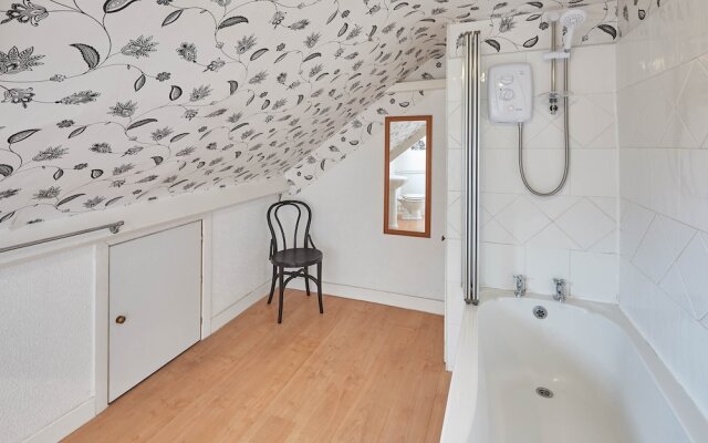 Apartment 4 At Glencoe