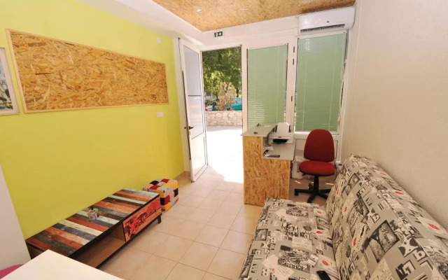 Oasis hostel
