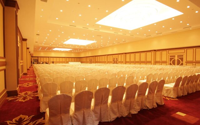 Ijen Suites Hotel