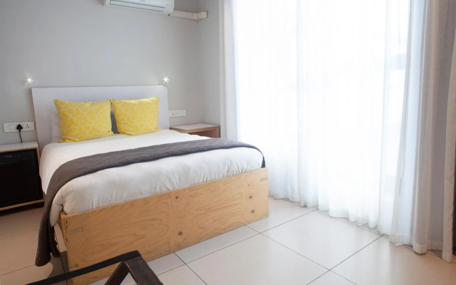Mojo Hotel