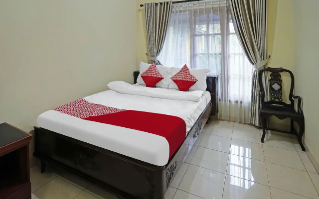 Hotel O Wisma Empat Lima Syariah