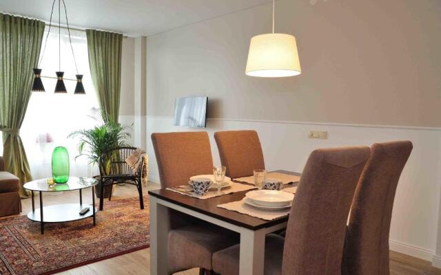 Dzuku apartment 11