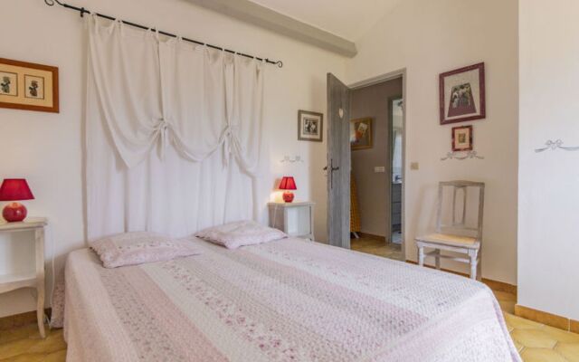 House Les Iris Roussillon