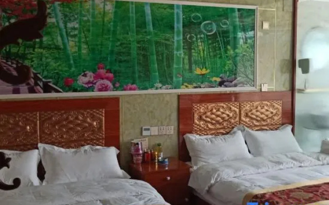 Wuchuan Aicheng Theme Apartment