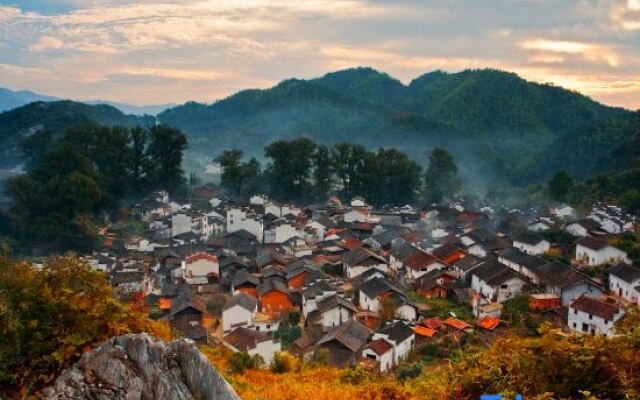 Wuyuan mist wonderland Scenic Area Hotel