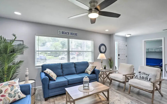 Breezy Largo Getaway - 5 Minutes to Beach!