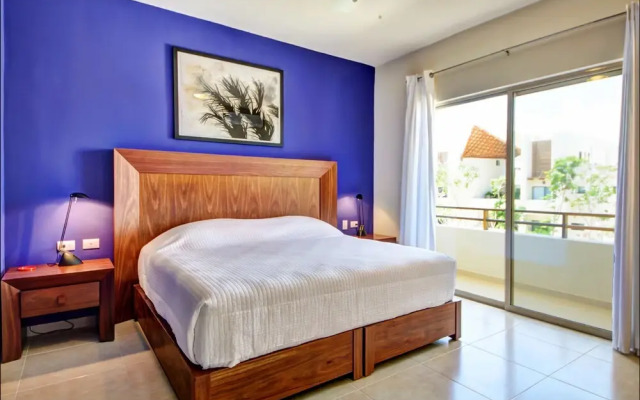 Rainbow Penthouse 2 bedrooms sleeps 5