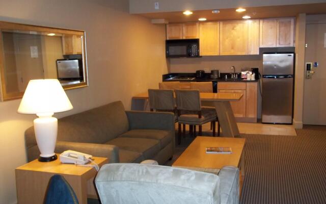 Best Western Premier Denver East