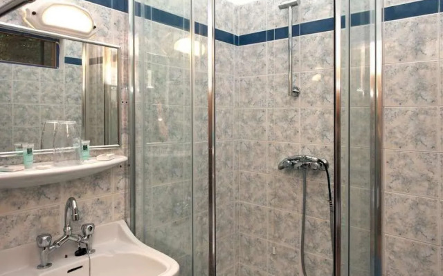 Apollon Hotel