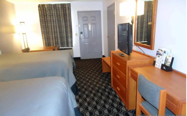 Studio 6 Suites Louisville, KY – Airport/Expo Center