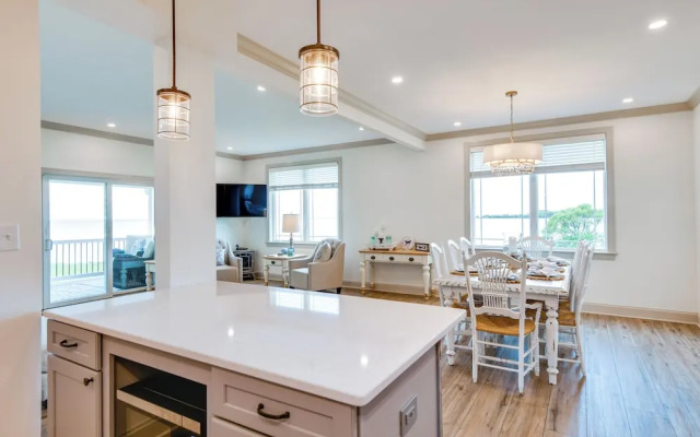 Waterfront Maryland Vacation Home: Private Beach!