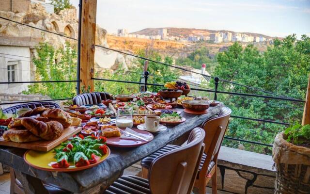 Narı Aşk Cave Hotel